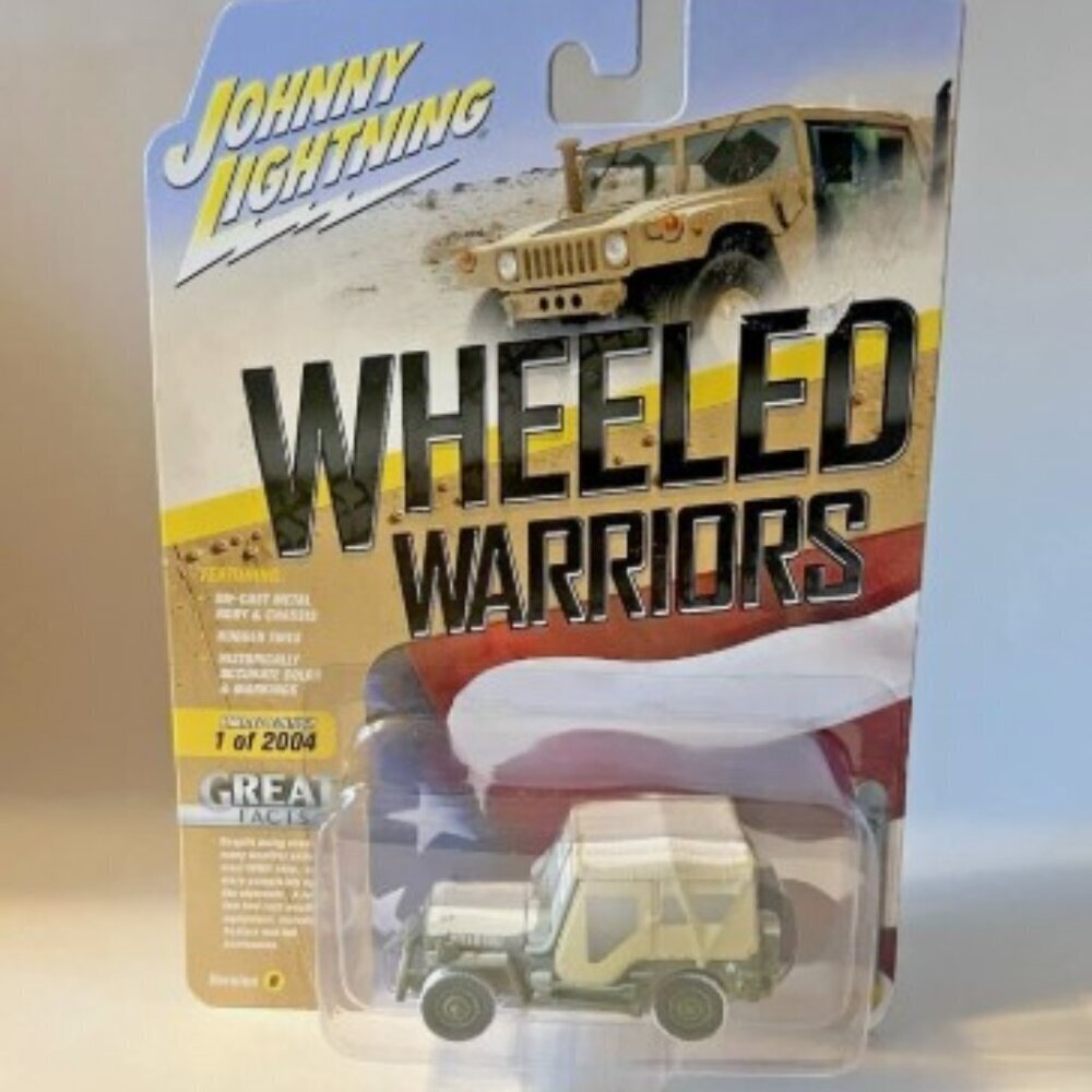 NEW Johnny Lightning Wheeled Warriors WWII WILLYS MMB JEEP 1/2004 1:64